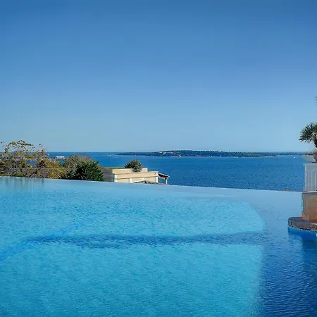 Upstays Sea View Terrace Pool 37m2