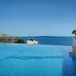 Upstays Sea View Terrace Pool 37m2