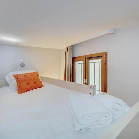 Appartement Upstays Sea View Terrace Pool 37m2